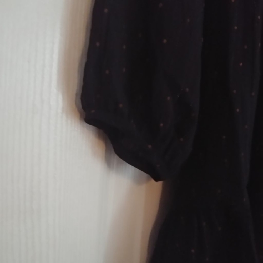 Gilli Dotted Dress - Picture 9 of 9